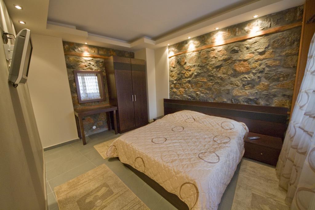 Onar Guesthouse Agios Athanasios  Eksteriør billede