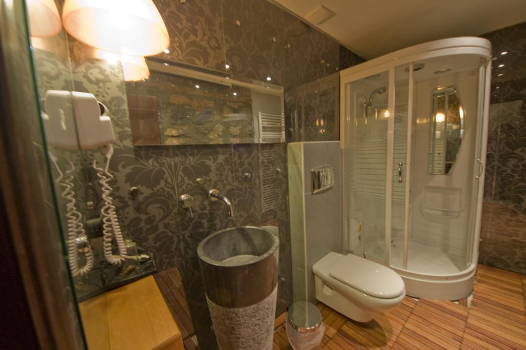 Onar Guesthouse Agios Athanasios  Eksteriør billede